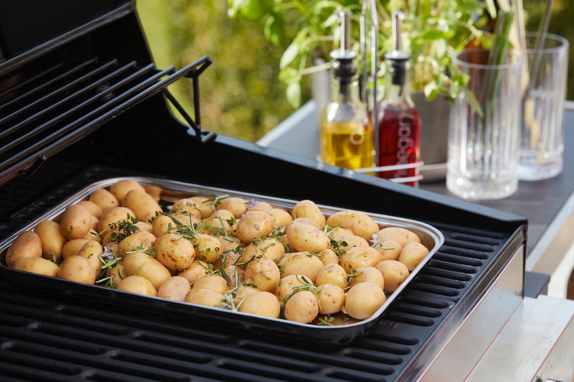 How to prepare potatoes on the BBQ?